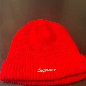 Supreme Red Knit beanie